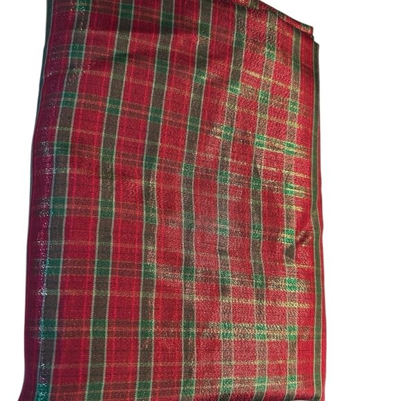 Lenox Holiday Nouveau Dazzle Red Tartan Plaid Metallic Tablecloth 60 x 84 - Picture 5 of 5